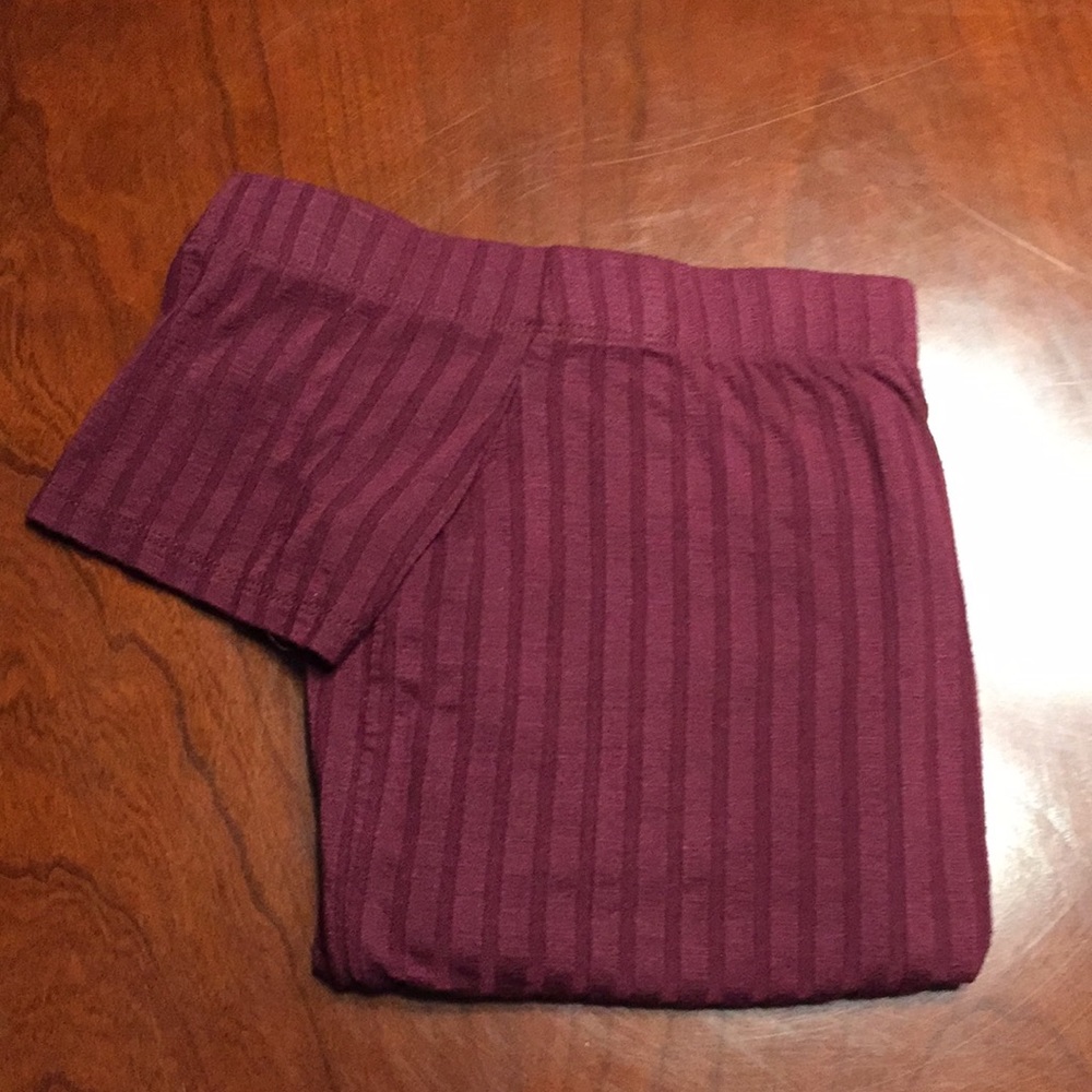 Women’s Ribbed Top - Picture 8 of 8